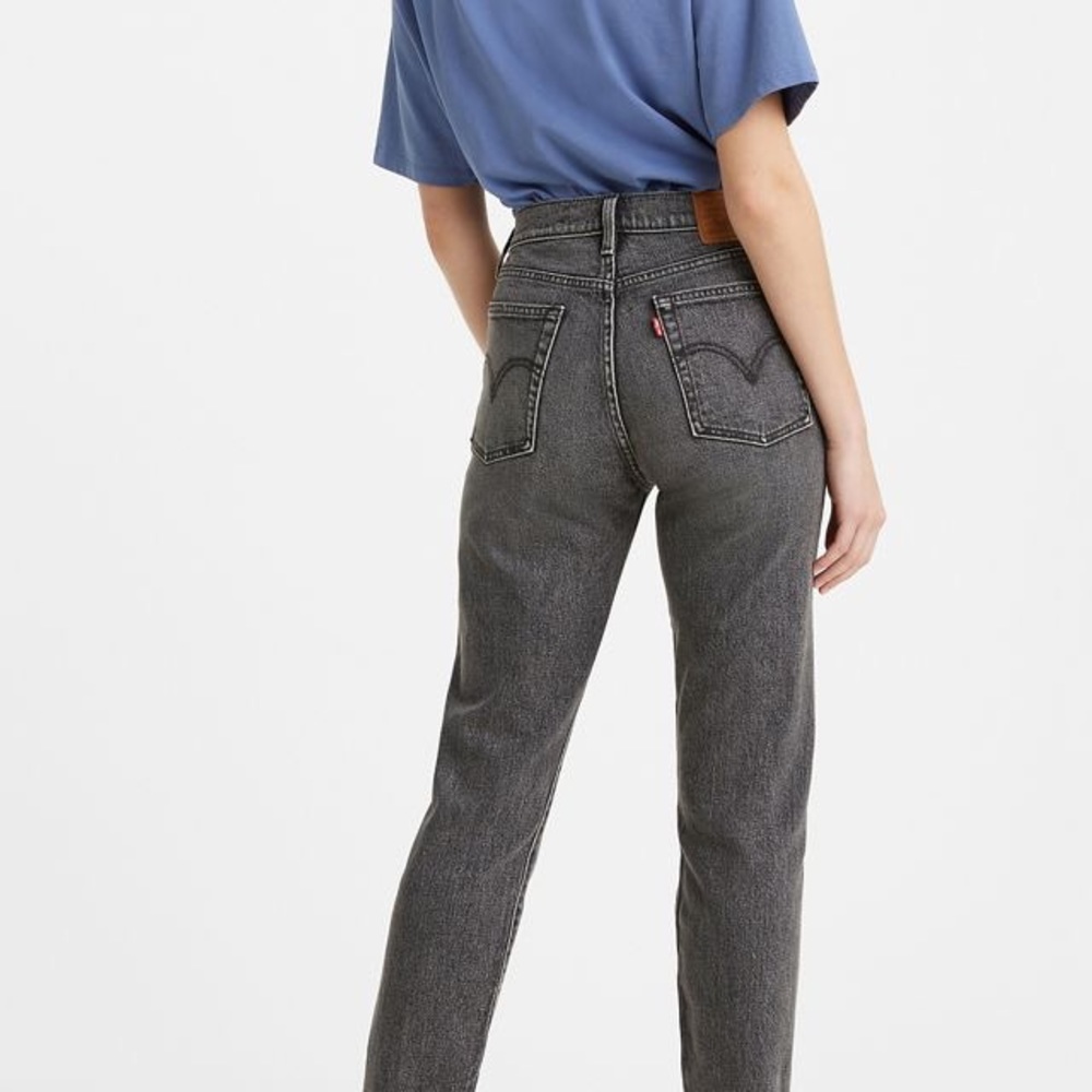 NWT Levi’s High Rise Wedgie Jeans - Picture 2 of 9
